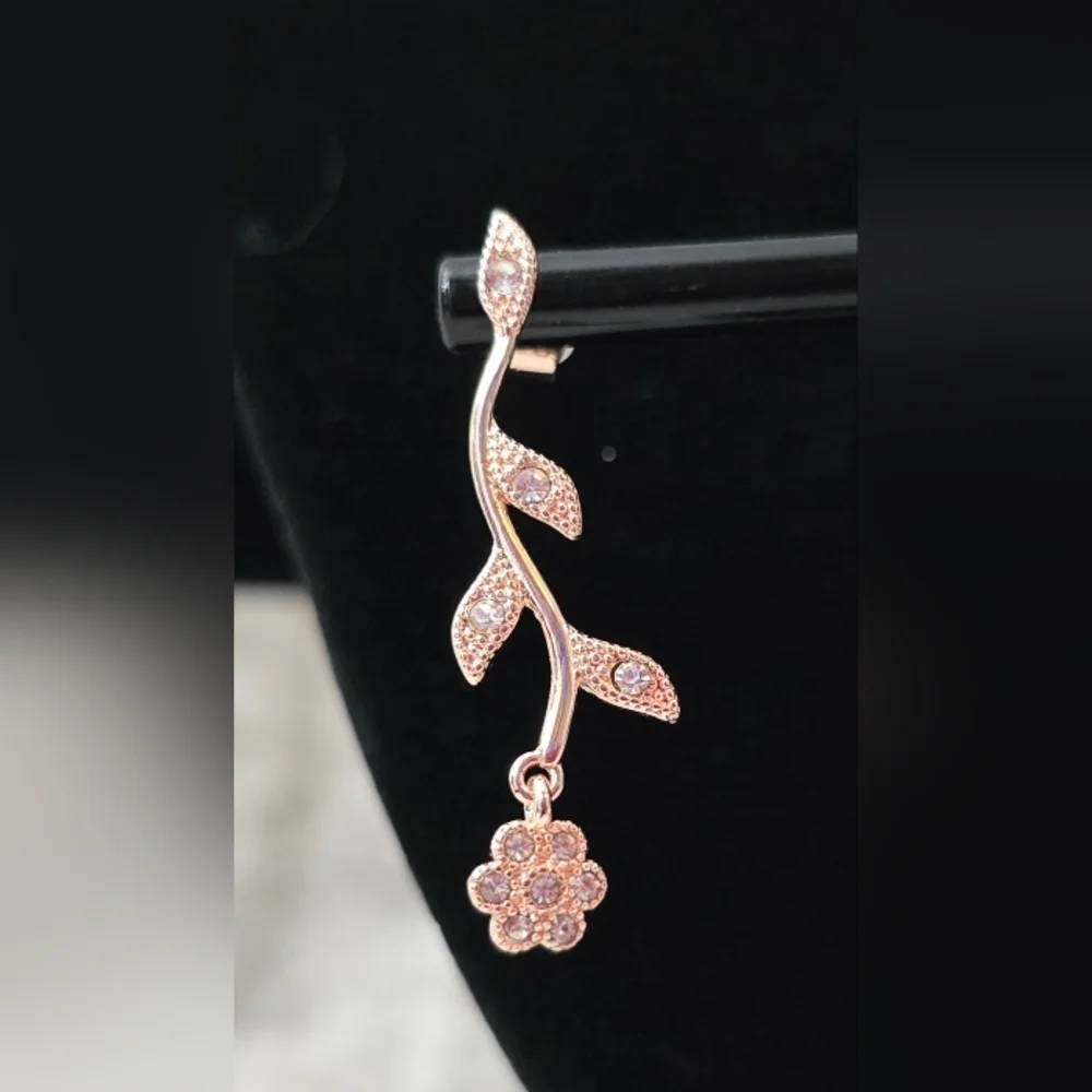 Exquisite‎ Rose Gold Tone Crystal Nature-Inspired Drop Earrings